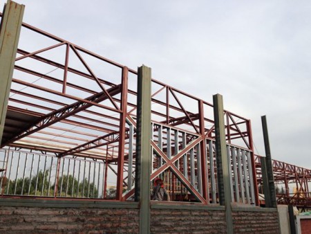 trabajos de construccion del Nuevo Cuartel
